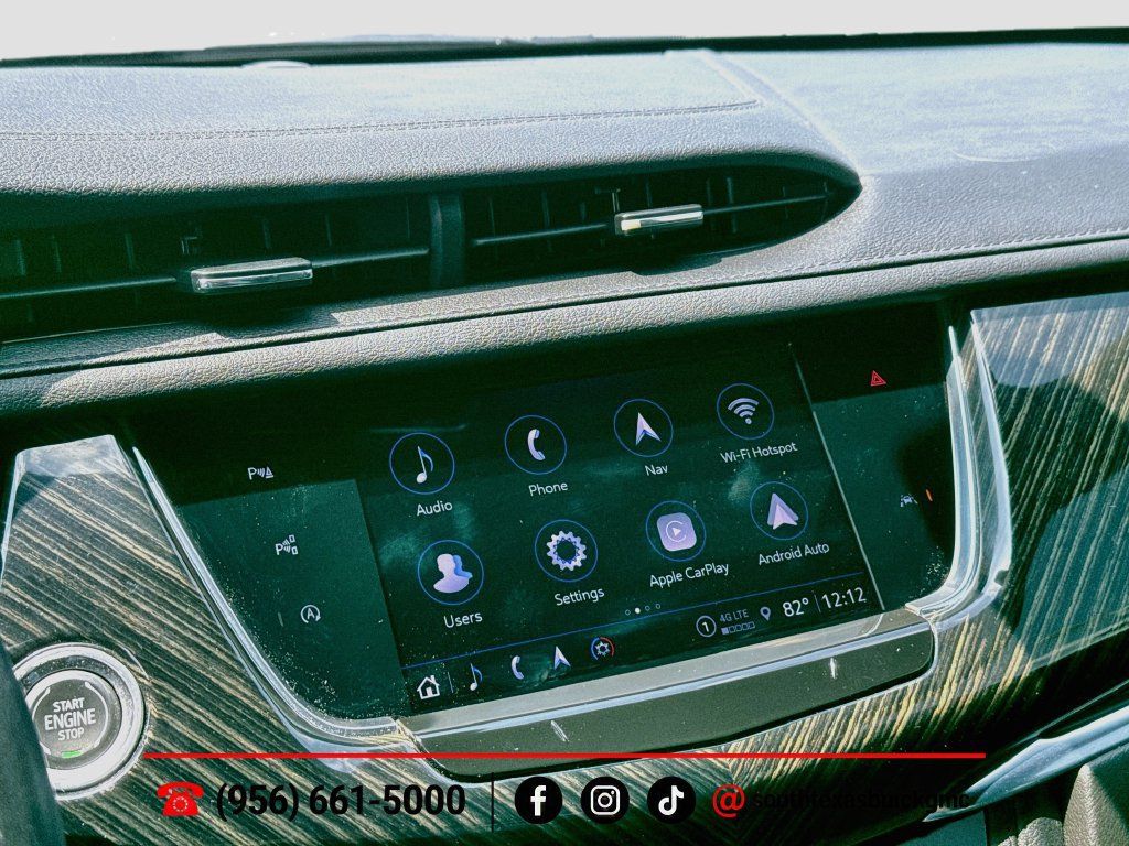 Used 2023 Cadillac XT6 Premium Luxury w/ Technology Package FWD image 17