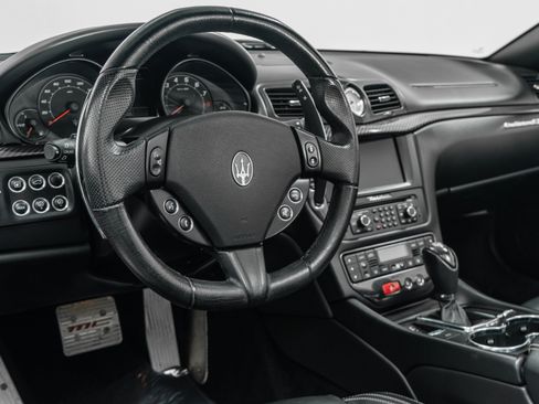 Used 2014 Maserati GranTurismo Convertible RWD image 13