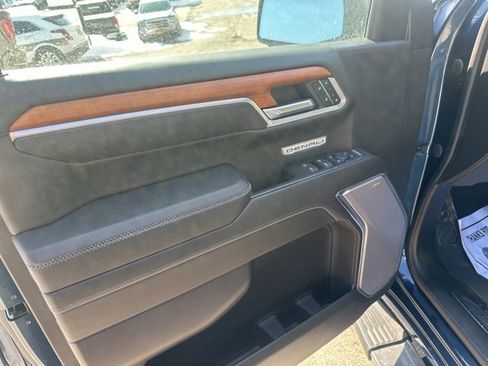 Used 2022 GMC Sierra 1500 Denali image 14