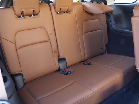 Used 2025 Nissan Pathfinder Platinum AWD/4WD image 20