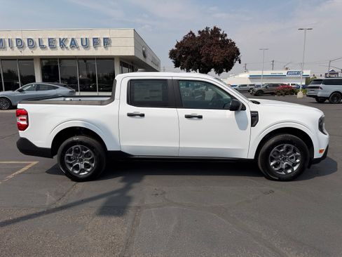 New 2026 Ford Maverick XLT w/ Equipment Group 301A AWD/4WD image 2