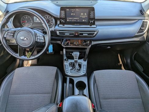 Used 2021 Kia Seltos S FWD image 16