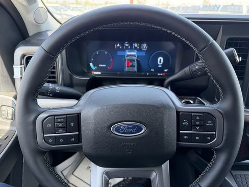 Used 2026 Ford F250 Lariat w/ FX4 Off-Road Package AWD/4WD image 29