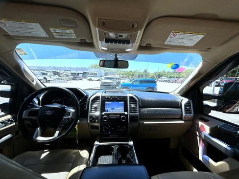 Used 2017 Ford F350 Lariat w/ Chrome Package AWD/4WD image 13