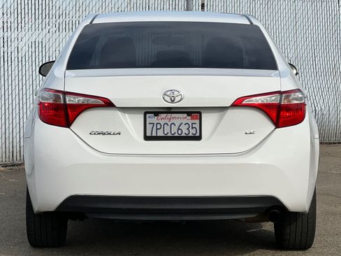 Used 2016 Toyota Corolla LE FWD image 4