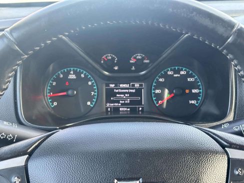 Used 2021 Chevrolet Colorado LT w/ Fleet Safety Package image 19