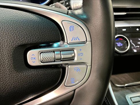 Used 2024 Genesis GV80 3.5T image 25