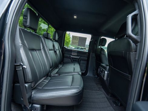 Used 2018 Ford F150 XLT w/ Equipment Group 302A Luxury AWD/4WD image 19