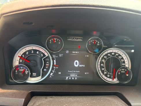 Used 2018 RAM 2500 Laramie w/ Convenience Group AWD/4WD image 10