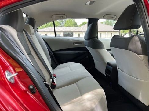 Used 2020 Toyota Corolla LE FWD image 20