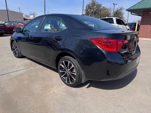 Used 2019 Toyota Corolla XSE image 13