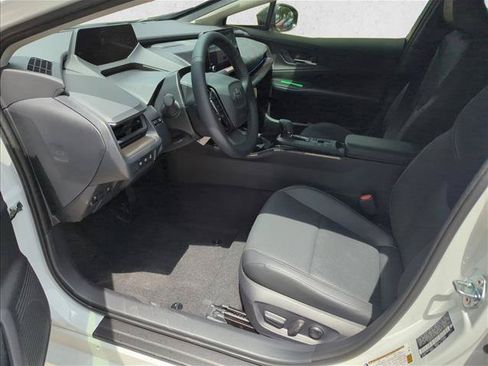 New 2026 Toyota Prius Plug-In Hybrid FWD image 12
