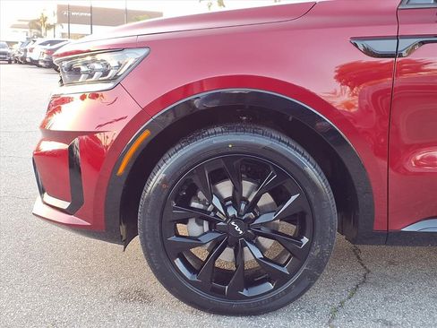 Certified 2022 Kia Sorento SX image 16