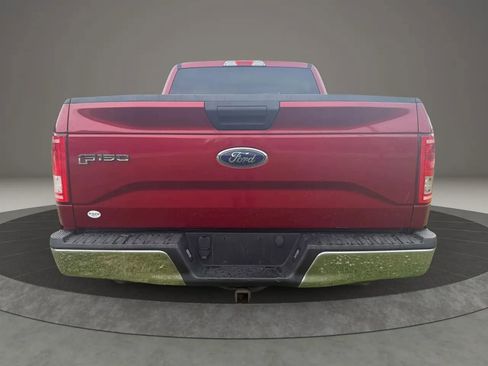 Used 2017 Ford F150 XLT AWD/4WD image 4