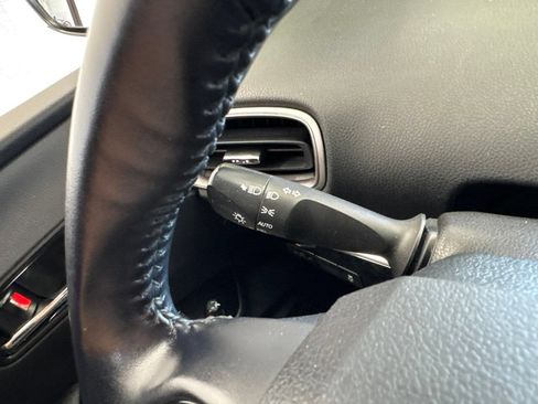 Used 2021 Toyota Prius Prime XLE FWD image 20