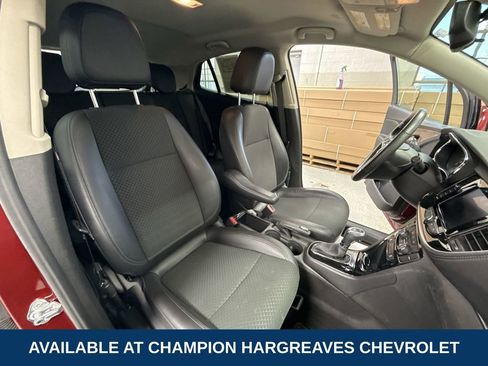 Used 2022 Buick Encore Preferred w/ Safety Package image 36