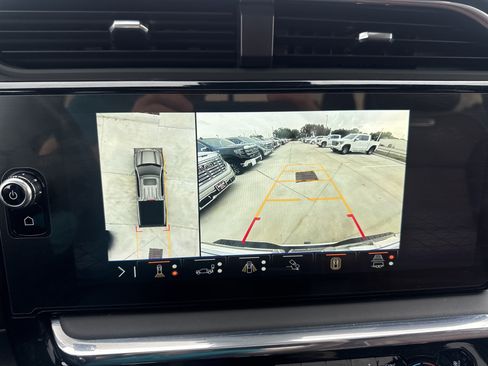 Used 2025 GMC Sierra 1500 Denali Ultimate AWD/4WD image 15