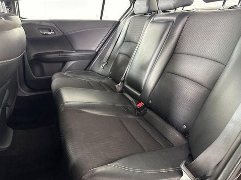 Used 2016 Honda Accord Sport image 11