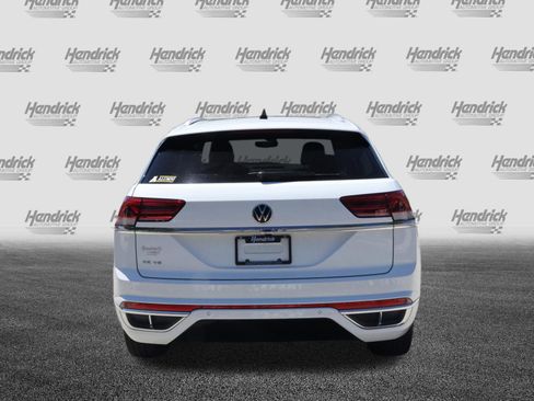 Used 2021 Volkswagen Atlas Cross Sport SE FWD image 8