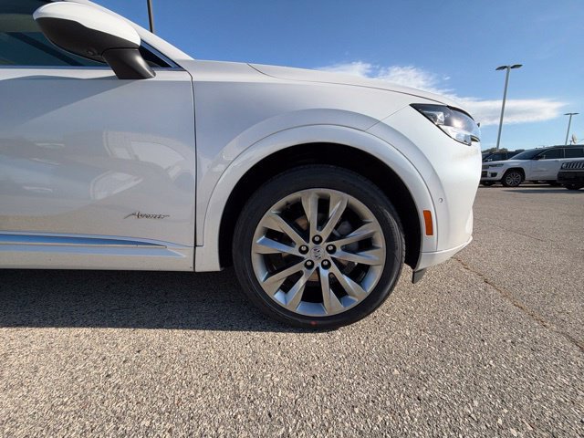 Used 2023 Buick Envision Avenir AWD/4WD image 5