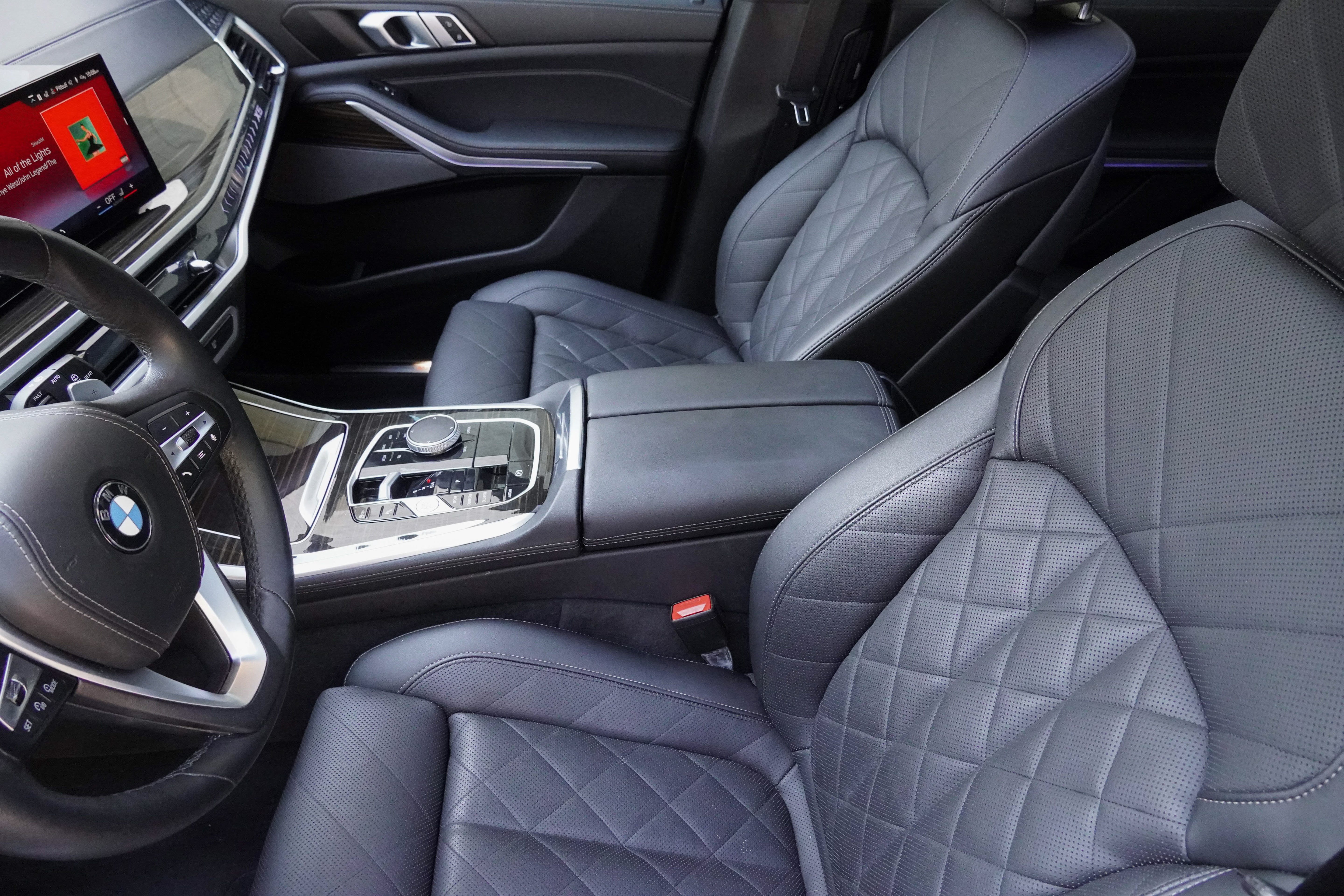 Certified 2025 BMW X5 sDrive40i RWD image 8