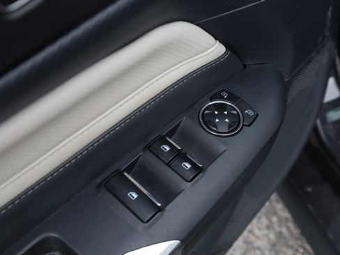 Used 2024 Ford Mustang Premium image 17