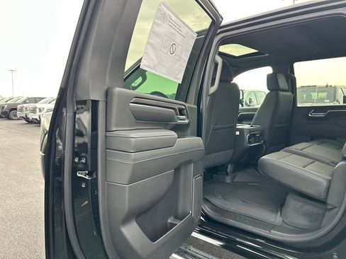 New 2026 GMC Sierra 2500 SLT w/ SLT Premium Package AWD/4WD image 35