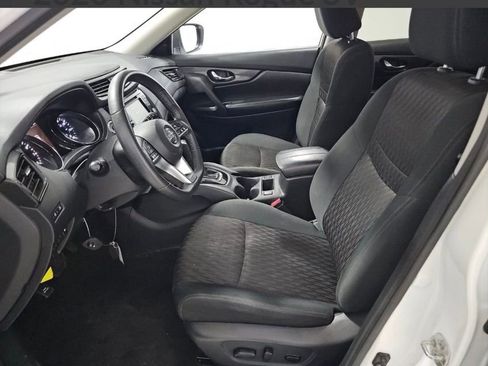 Used 2020 Nissan Rogue SV AWD/4WD image 9