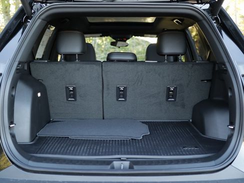 New 2026 Chevrolet Equinox ACTIV w/ Convenience Package III image 34