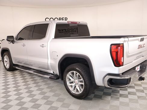 Used 2019 GMC Sierra 1500 SLT RWD image 22