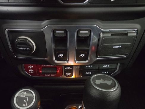 Used 2021 Jeep Wrangler Rubicon w/ Steel Bumper Group image 26