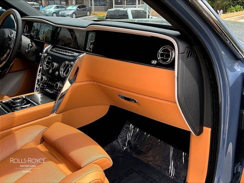 Certified 2026 Rolls-Royce Cullinan AWD/4WD image 15