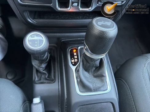 Certified 2022 Jeep Wrangler Unlimited Sport AWD/4WD image 59