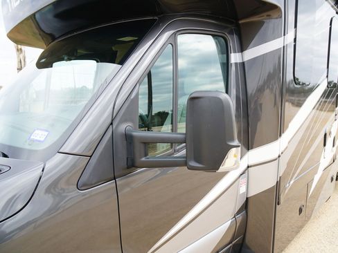 Used 2020 Mercedes-Benz Sprinter 3500 image 25