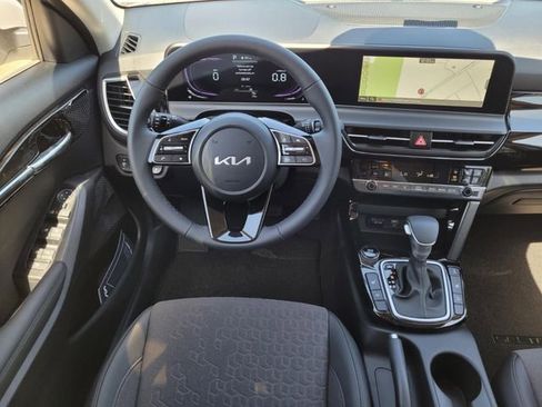 New 2026 Kia Seltos S AWD/4WD image 12