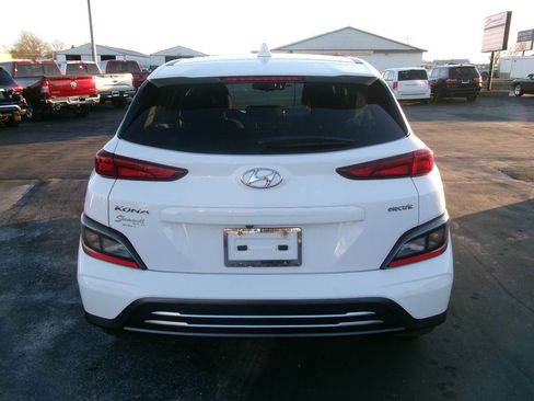 Used 2023 Hyundai Kona SEL image 5