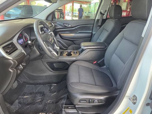 Used 2021 GMC Acadia SLE w/ Driver Convenience Package AWD/4WD image 4