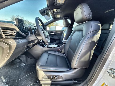 New 2026 Buick Envista Sport Touring w/ Convenience I Package image 13