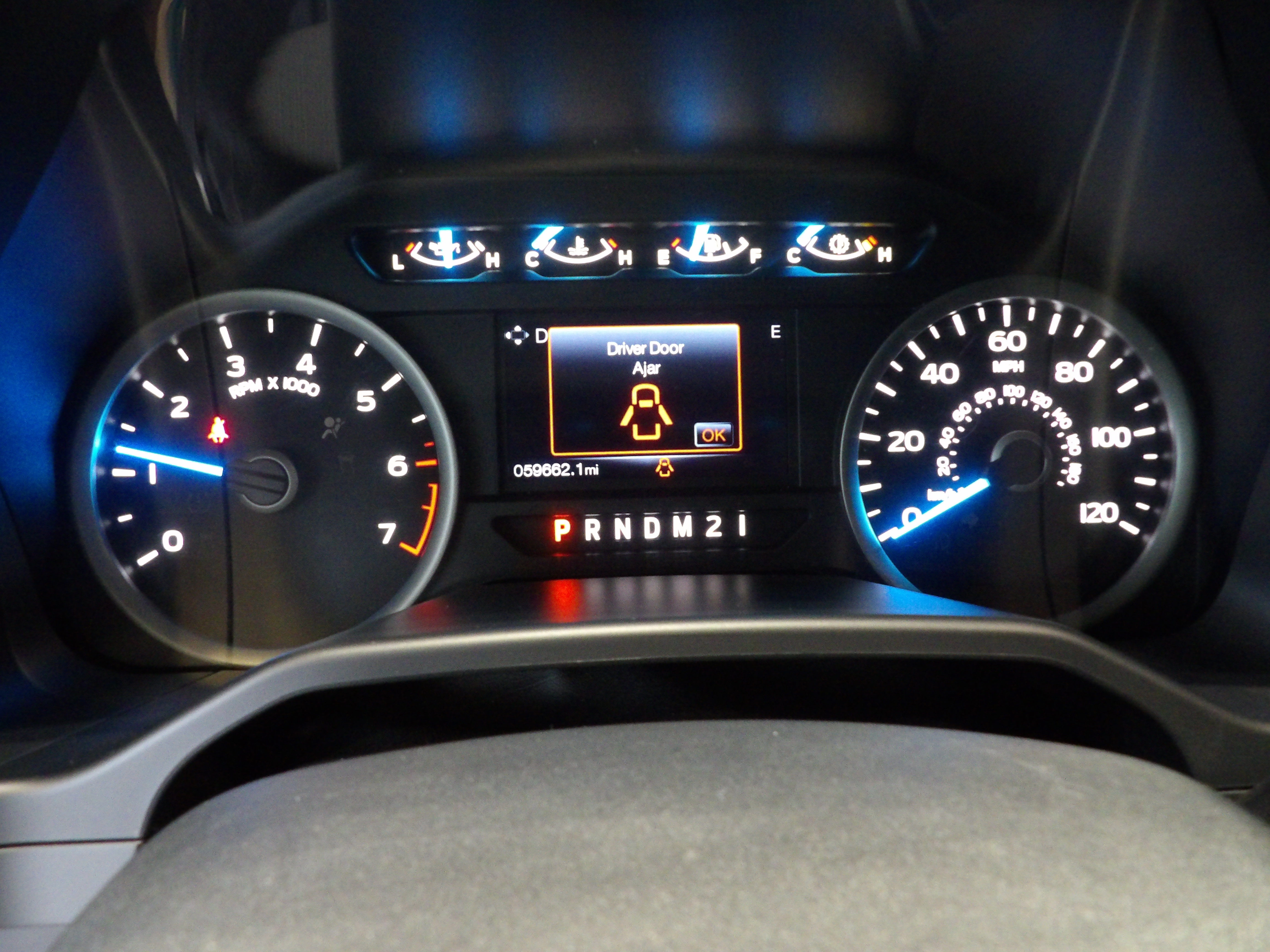 Used 2015 Ford F150 XLT w/ Equipment Group 301A Mid AWD/4WD image 10
