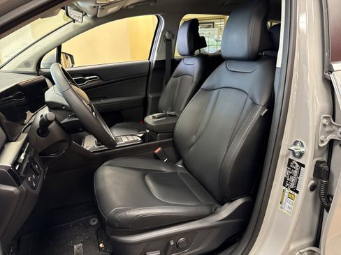 Used 2026 Kia Sportage EX AWD/4WD image 5