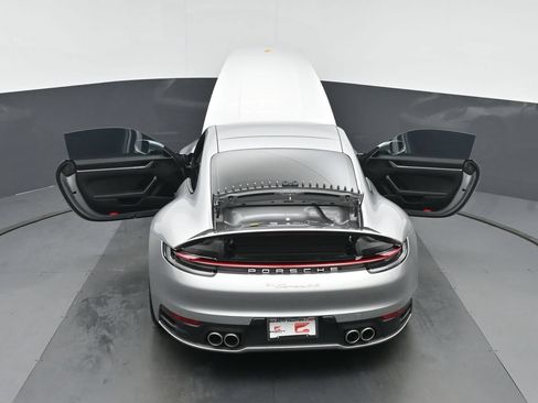 Used 2022 Porsche 911 Carrera 4S AWD/4WD image 43