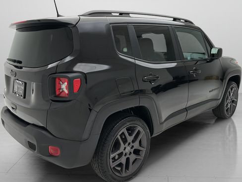 Used 2021 Jeep Renegade Latitude AWD/4WD image 5