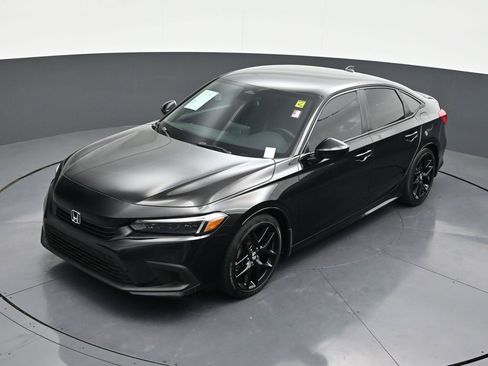 Used 2023 Honda Civic Sport image 15