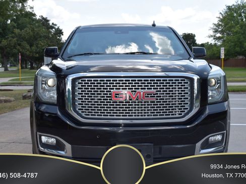Used 2016 GMC Yukon XL Denali w/ Open Road Package AWD/4WD image 3