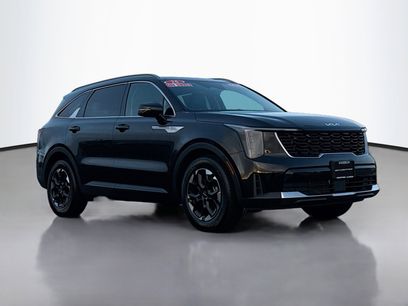 Used 2025 Kia Sorento S w/ Panoramic Sunroof Package