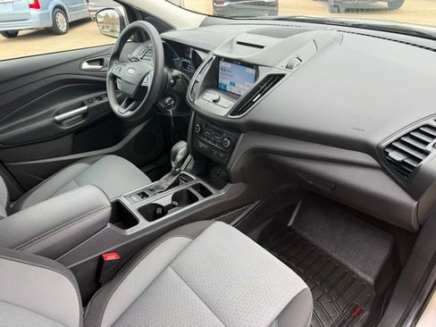Used 2018 Ford Escape SE w/ SE Sync 3 Package image 30