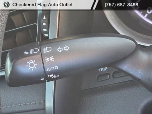 Used 2021 Toyota Camry LE FWD image 30