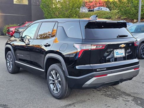 New 2026 Chevrolet Equinox LT image 7