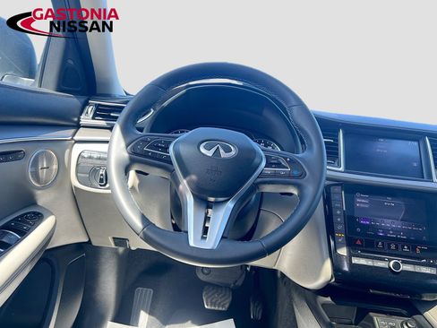 Used 2023 INFINITI QX50 Luxe FWD image 30