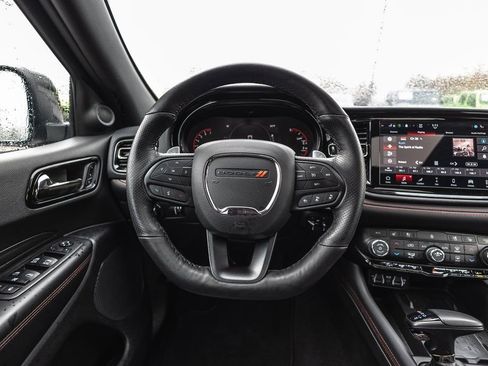 Used 2025 Dodge Durango GT image 25